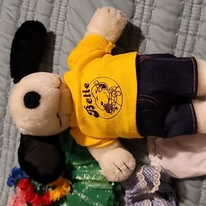 Snoopy Belle with outfits and woodstock